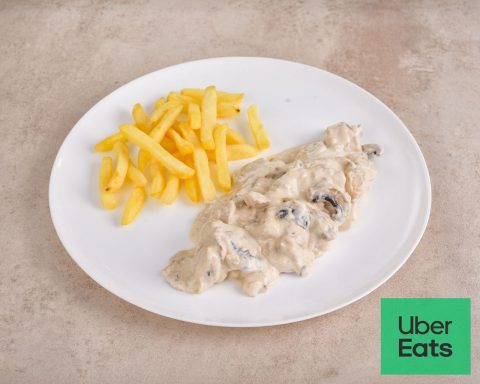 Pechugas con nata y champiñón 5€